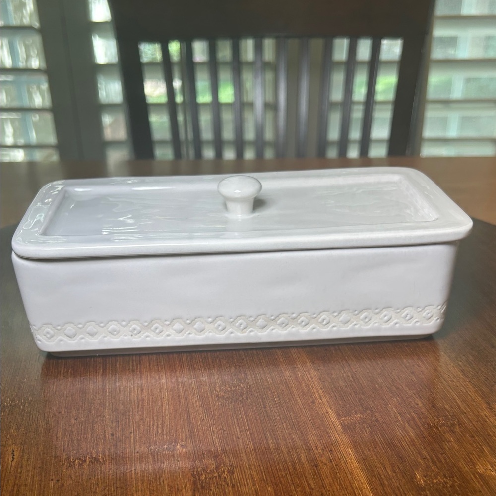 Hearth & Hand Magnolia Tray With Lid